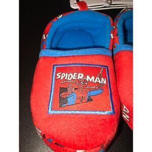 Spiderman slippers nwt 7/8